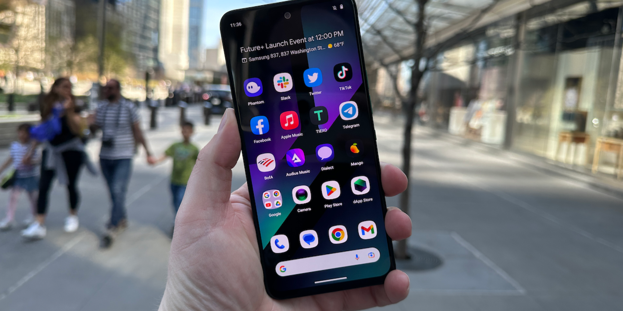 將空投超過8 種幣！Solana Saga 第二代手機來了，購買指南一次看